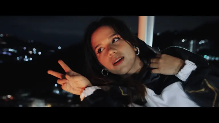 Modelo de noche